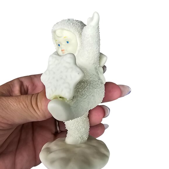 Department 56 Snowbaby Figurine "Snowflakes Are Special" 2001 Collectible - Picture 3 of 12